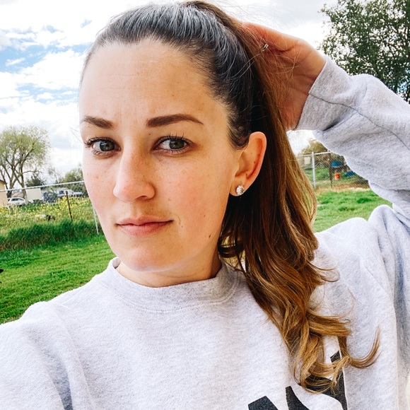 Meet your Posher, Shawna - Picture 1 of 1